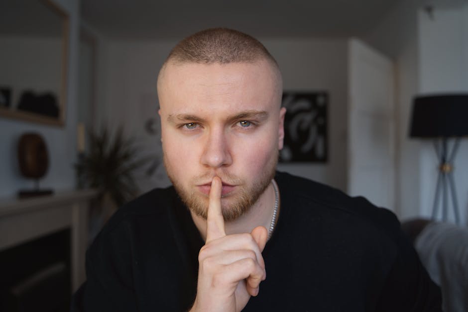 💡 الأمور الغريبة التي يفكر بها الجميع في صمت ولا يجرؤون على الإفصاح عنها! 🤫