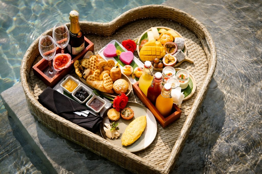 🍯 سرّ الطعام الذي يزيد جاذبيتك الجنسية دون أن تعلم.. جربته من قبل؟ 🍓