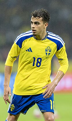 Facts About Yasin Ayari’s Football Career ⚽
