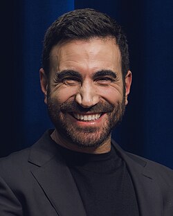 Facts About Brett Goldstein 🎭