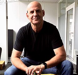 Facts About Harlan Coben 📚